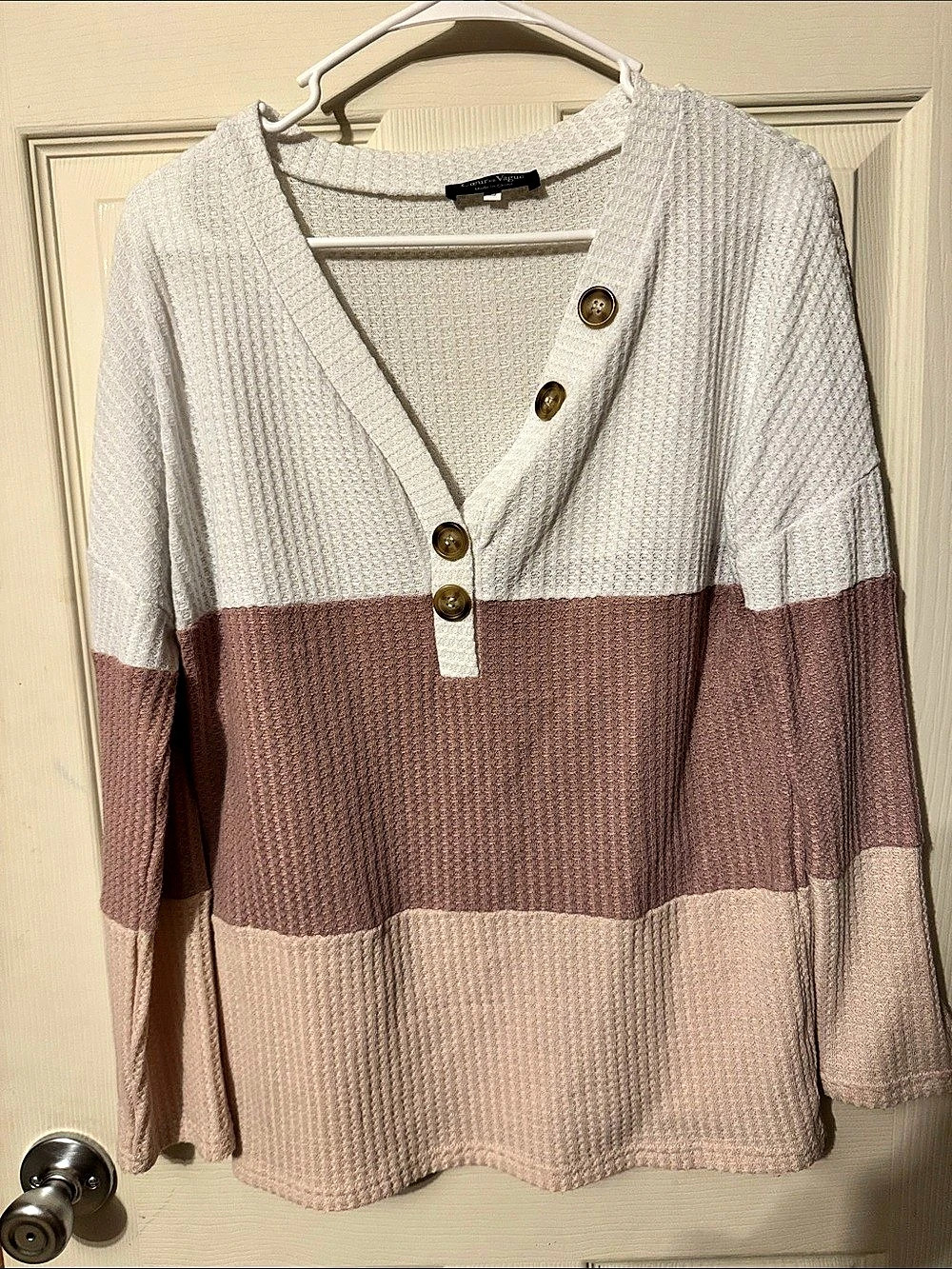 Geurr de Vague Color Block V-Neck Sweater in Pink & White Like New